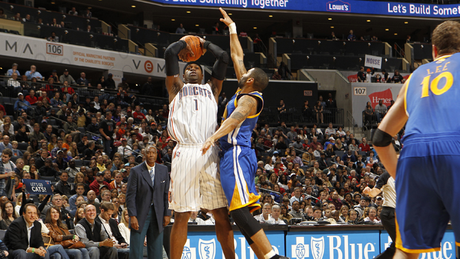 通过稳健的 通过稳健的