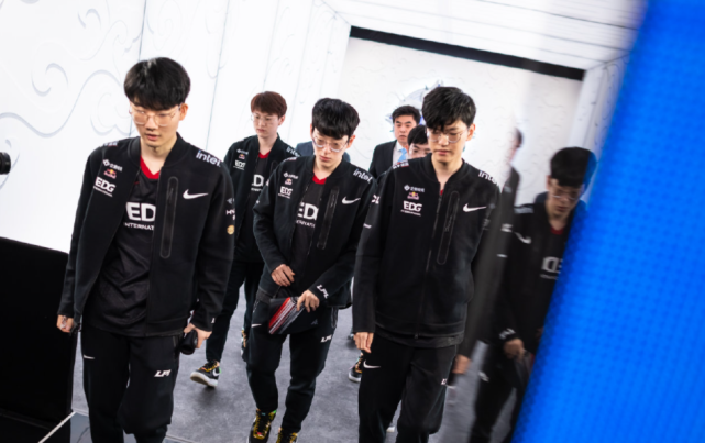 劳模雷军凌 劳模雷军凌